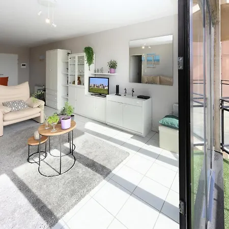 Apartment Lovely In With Kitchen *